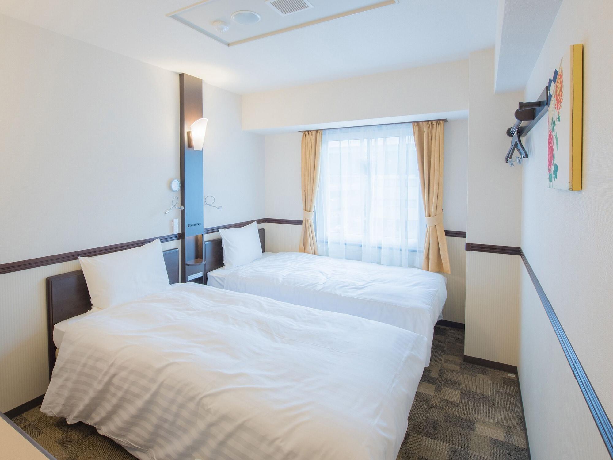 Toyoko Inn Yokohama Kannai Luaran gambar